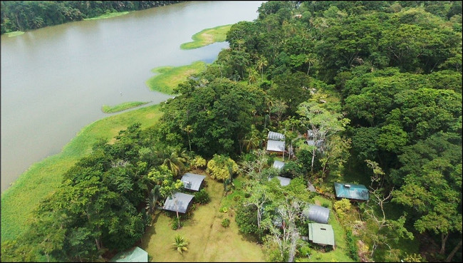 Lirio Lodge photo